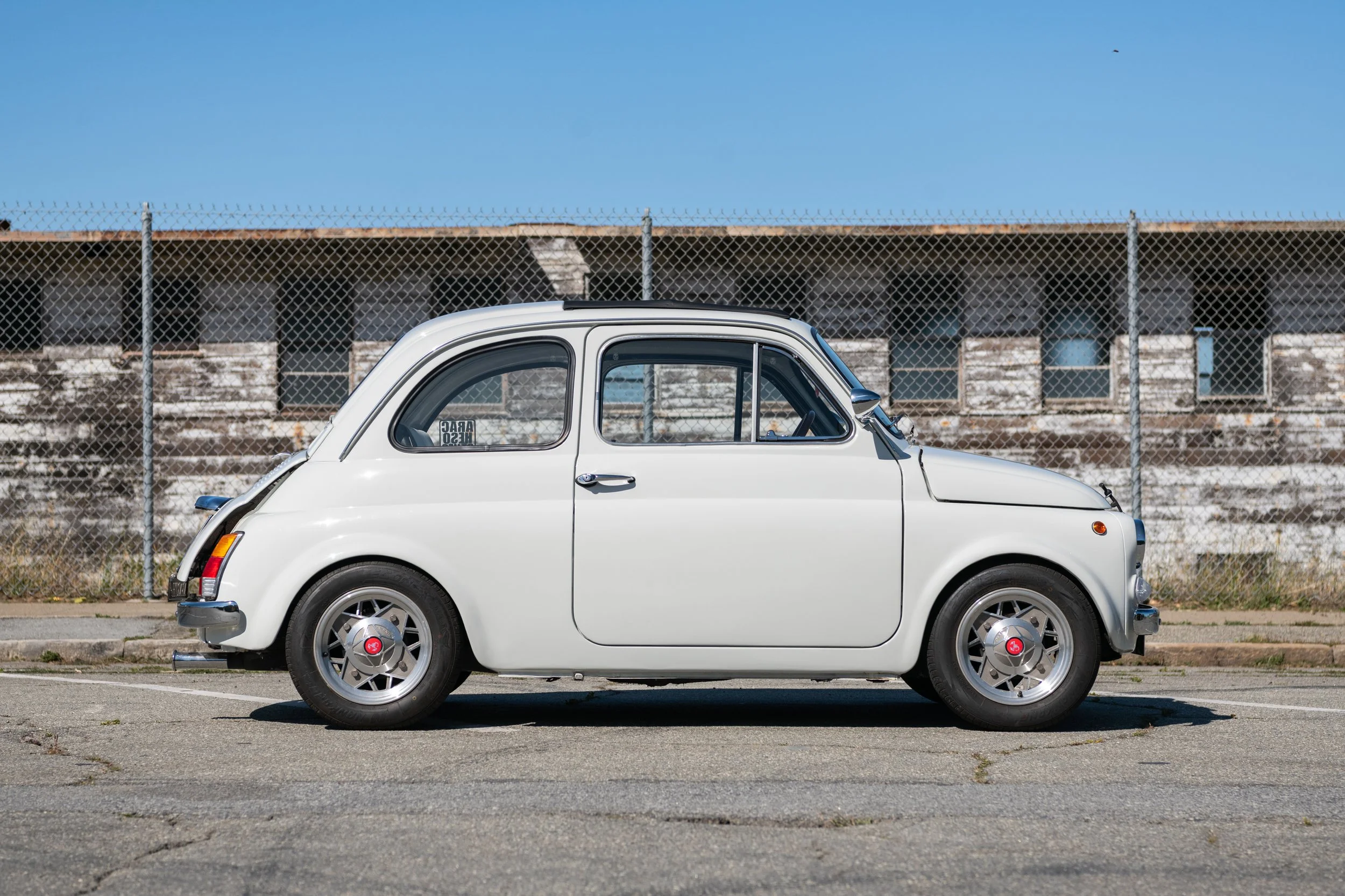 早いもの勝ち☆FIAT 500ホワイトガラスルーフ車検R8年9月 乗って帰れ